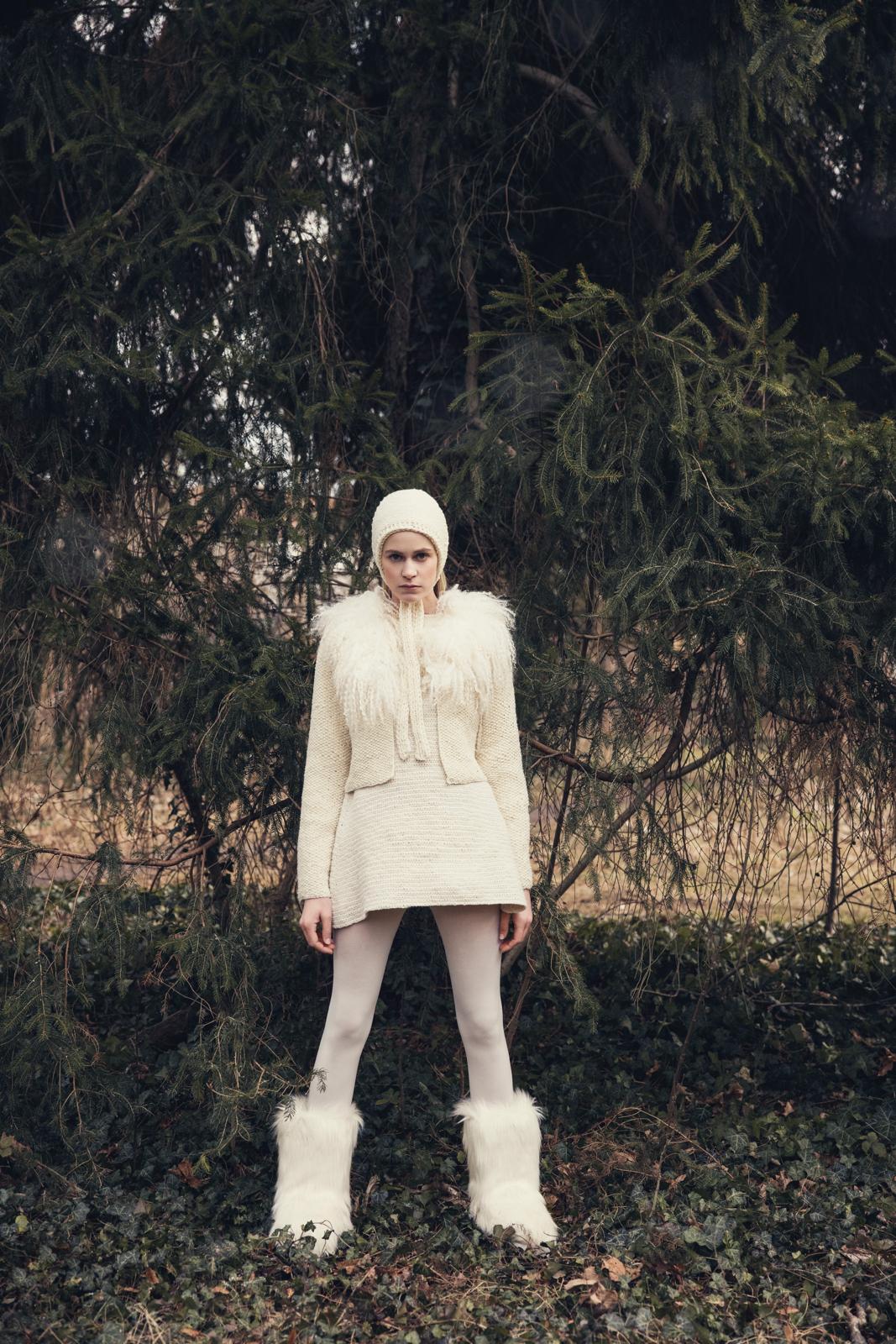 WENSLEYDALE JACKET x HEAD PIECE x BOOTS